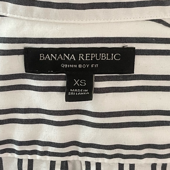 🔵5 For $15🔵 Banana Republic Quinn Boy Fit White & Dark Grey Stripe Button Down - Picture 7 of 8